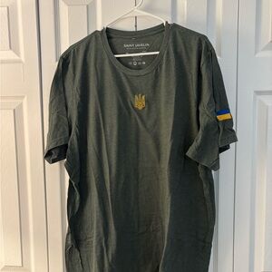 Saint Javelin - Tryzub Ukraine Dark Green Short Sleeve Tee Shirt - 3XL - EUC
